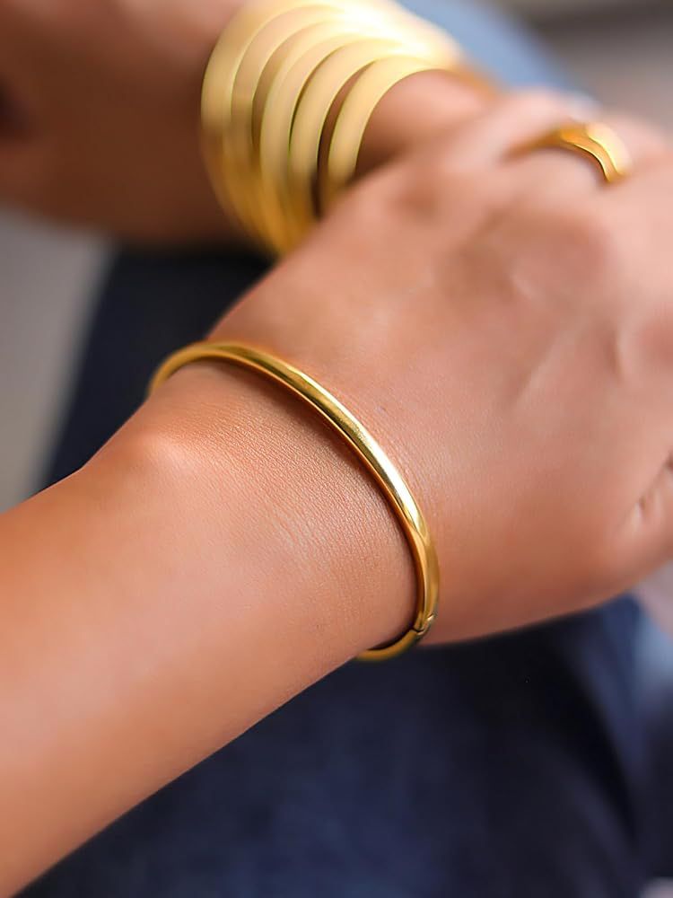 Simplicity Bangle